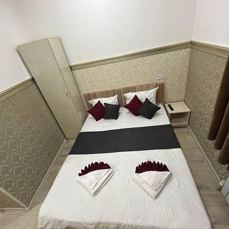 Fenix Hotel Tashkent Luaran gambar