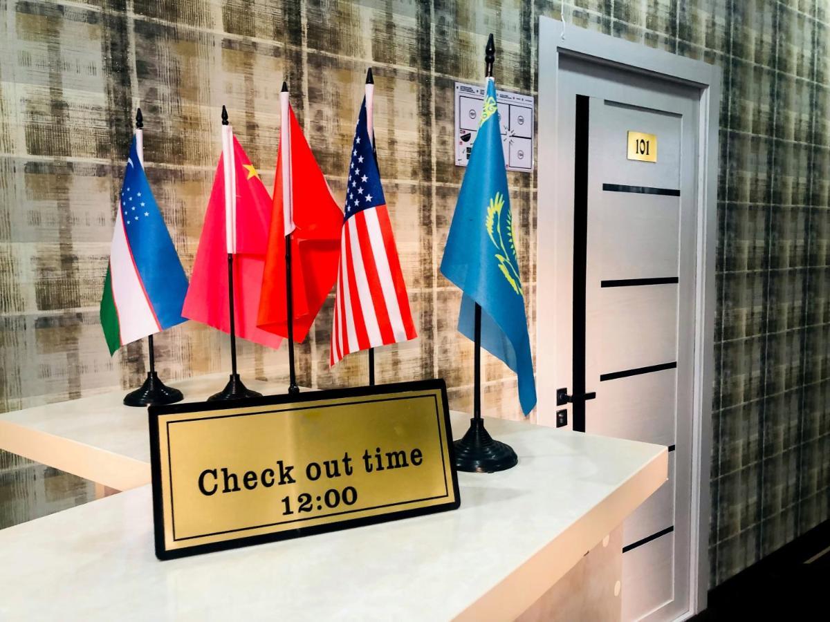 Fenix Hotel Tashkent Luaran gambar