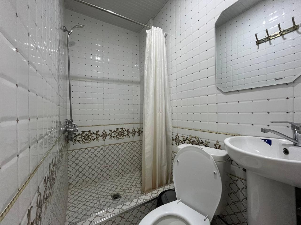 Fenix Hotel Tashkent Luaran gambar