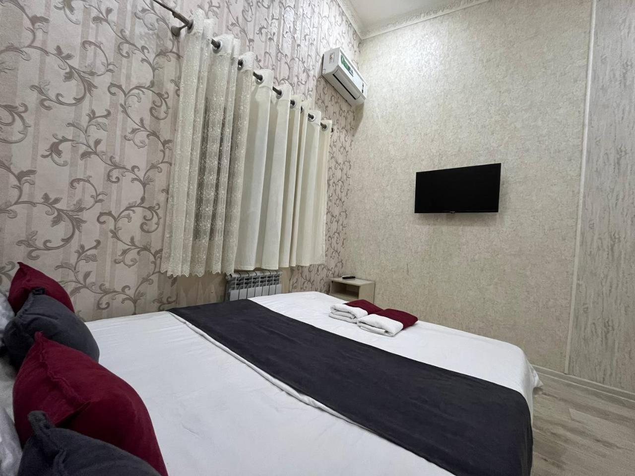 Fenix Hotel Tashkent Luaran gambar