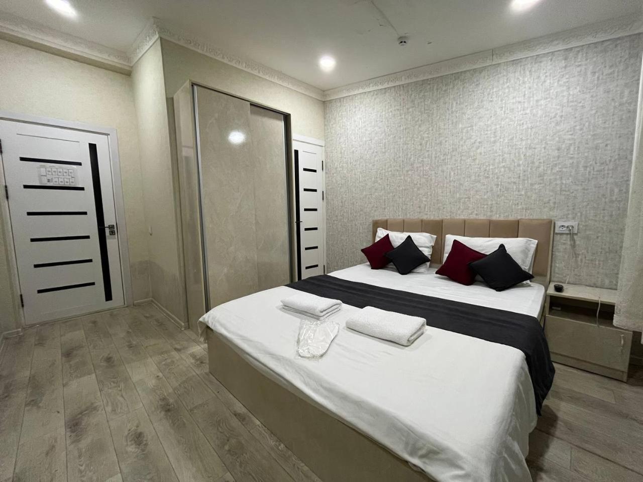 Fenix Hotel Tashkent Luaran gambar