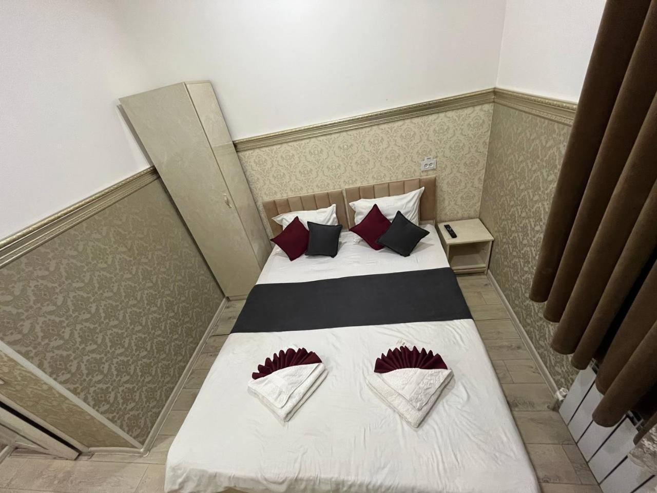 Fenix Hotel Tashkent Luaran gambar