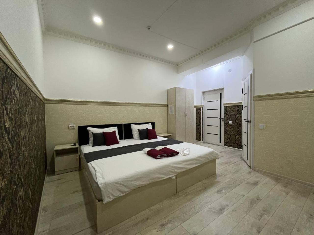 Fenix Hotel Tashkent Luaran gambar